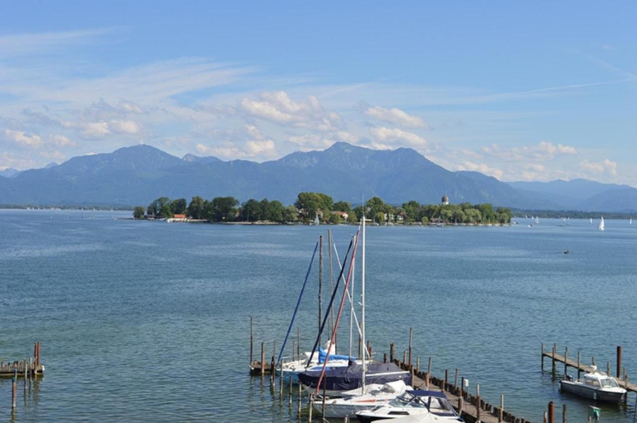 Gaestehaus Gruenaeugl Am See Gstadt am Chiemsee Eksteriør bilde