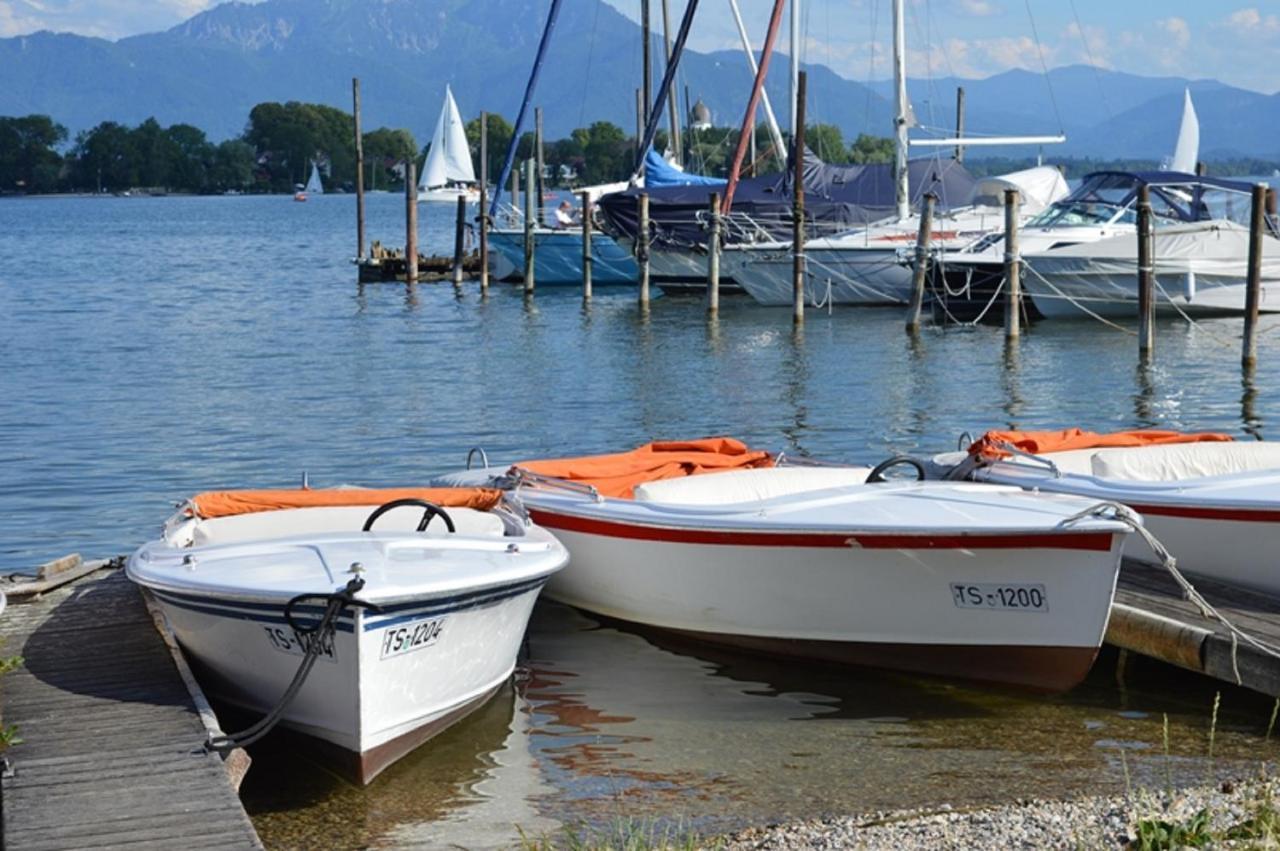 Gaestehaus Gruenaeugl Am See Gstadt am Chiemsee Eksteriør bilde